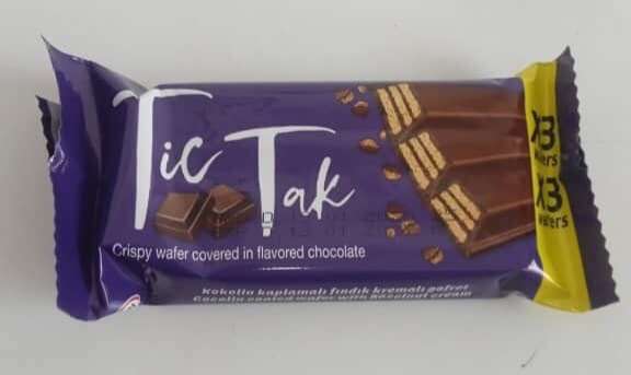 Sorbeto con cobertura de chocolate tic tac