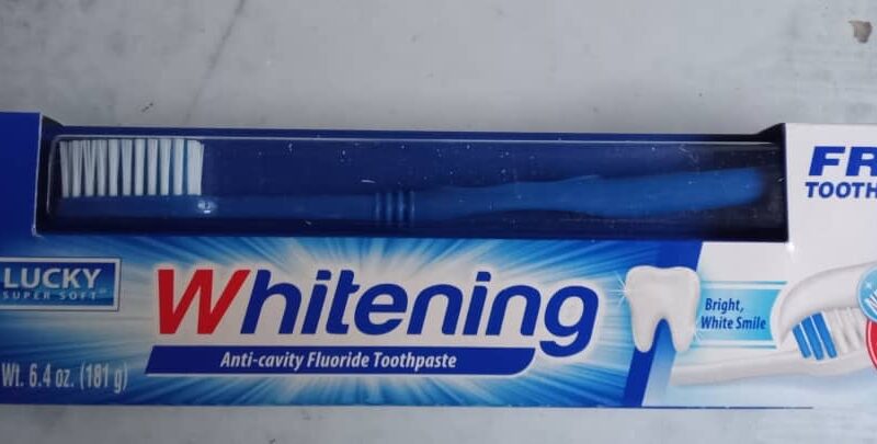 Pasta de dientes Whitening