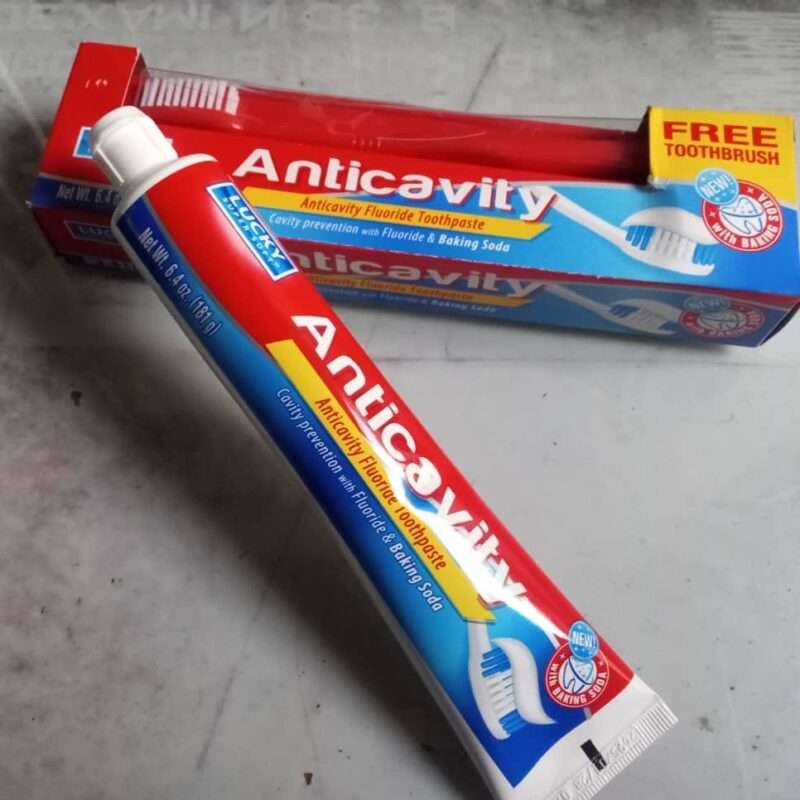 Pasta de dientes Anticavity